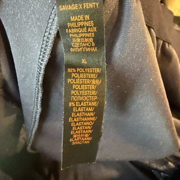 Savage X Fenty Whiskey Room Velvet Sleep Bottoms Men's Sze XL Navy Blue Straight - Picture 9 of 9